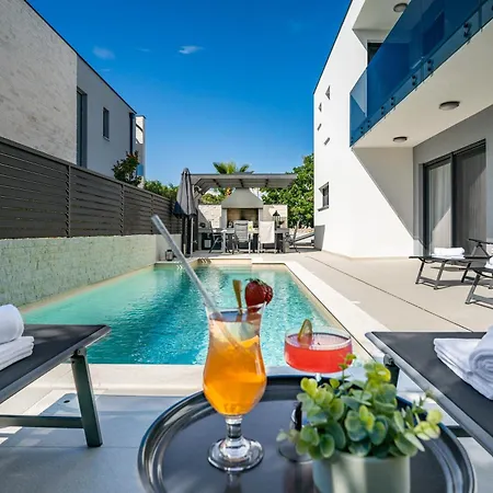 Sanja - Crowonder Luxury Rent * Zaton (Zadar)